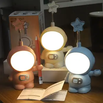 Prenosna LED Namizna Svetilka Srčkan Risanka Astronavt USB Noč Svetloba, možnost zatemnitve Zaščite Oči Za Študentske Študija Branje Knjige Luči